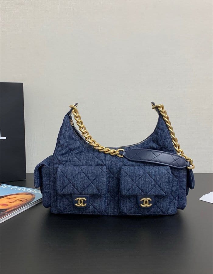 CHANEL 샤넬 맥시 데님 호보백 AS5302 2COLOR