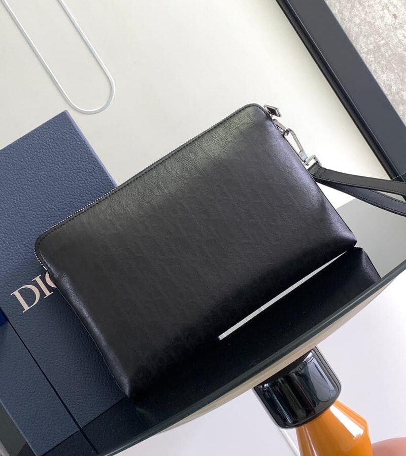 DIOR 디올 오클리크 갤럭시 가죽 지퍼 파우치 클러치백