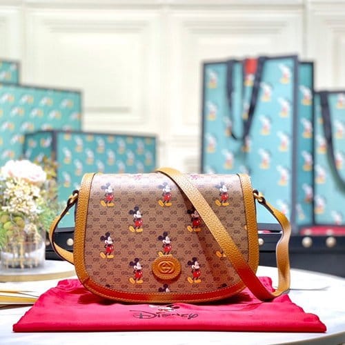 GUCCI 구찌 X 디즈니 숄더백 602694 2020/신상