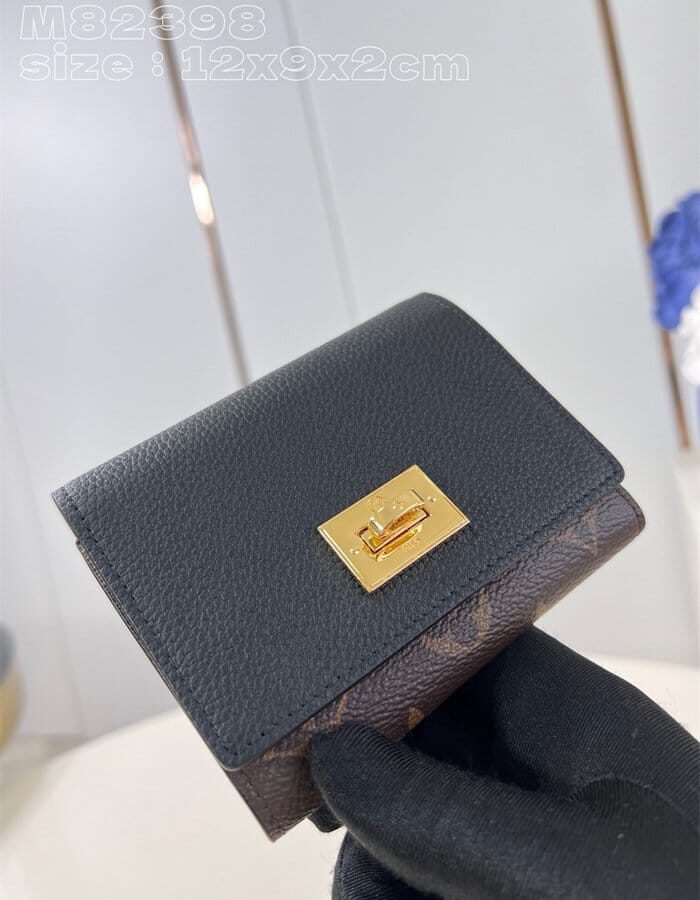 LOUIS VUITTON 루이비통 빅토린 온 마이 사이드 반지갑 M82398 2024/신상 3COLOR