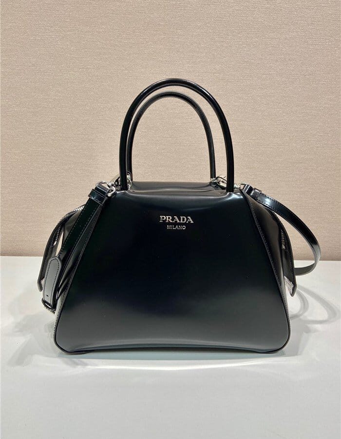 PRADA 프라다 스몰 브러쉬드 가죽 핸드백 1BA366