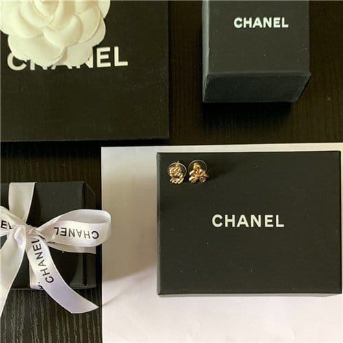 CHANEL 샤넬 귀걸이 C4120 2020/신상 (정품과 비교가능한 퀄리티 )