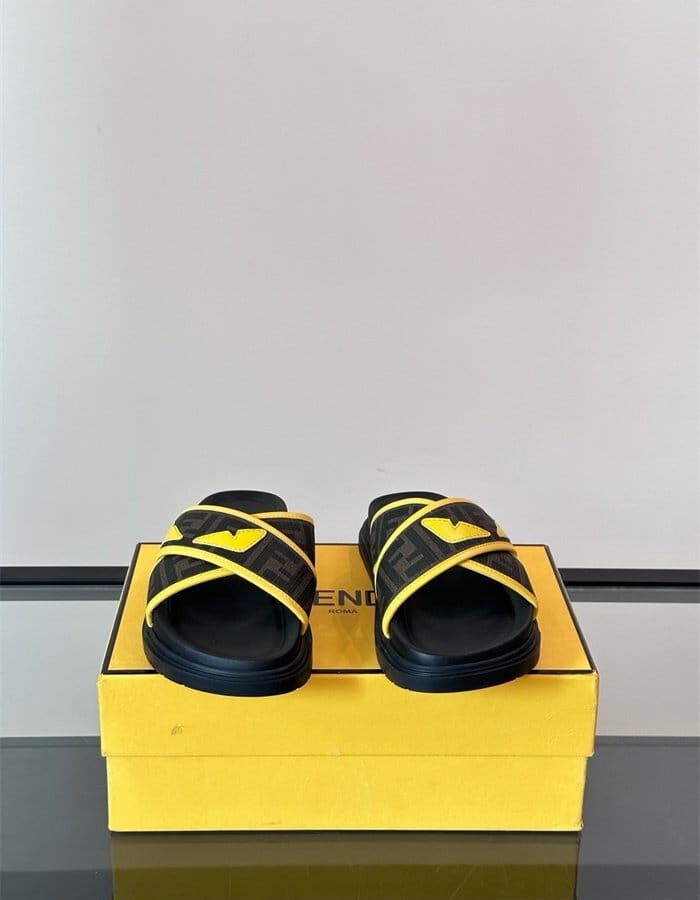 FENDI 펜디 남성용 슬리퍼 F75562-1